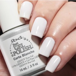 ibd oje renk adı: Carte Blanche (beyaz) ibd oje renk adı: Carte Blanche (beyaz)